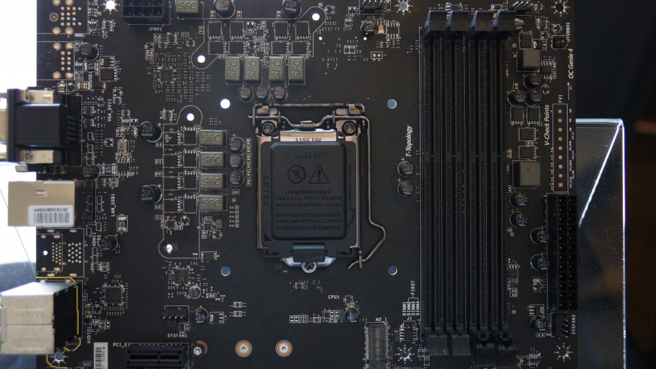 msi-GAMING 5 02
